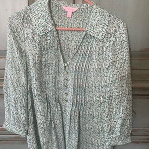 Lilly Pulitzer Blue and White Patterned Blouse EUC